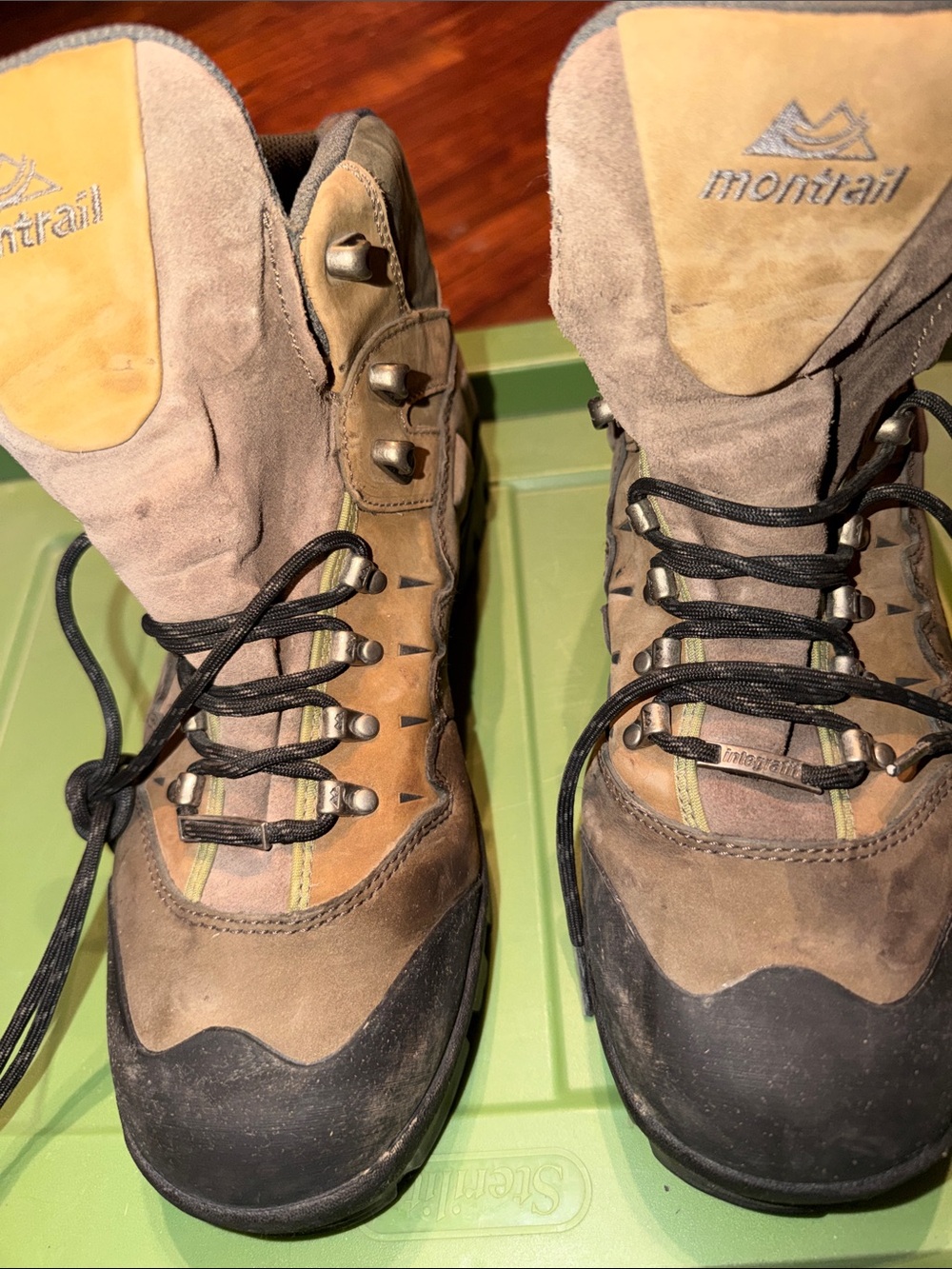 Monttrail Men's Brown Leather Hiking Boots - Rugged Trail Support